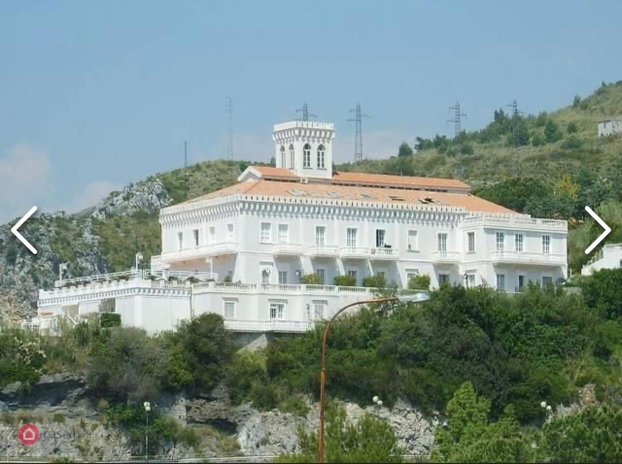 Appartamento Nel Fabbricato Denominato Il Castello Praia a Mare Exterior foto